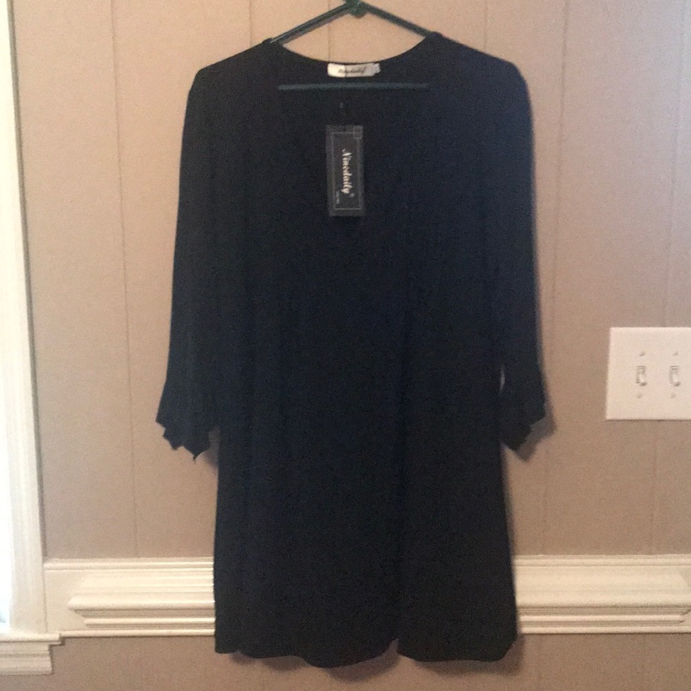 NWT NineDaily XXL Bell Sleeves Black Womens Shirt